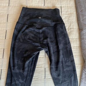 Lululemon Align pant in camo